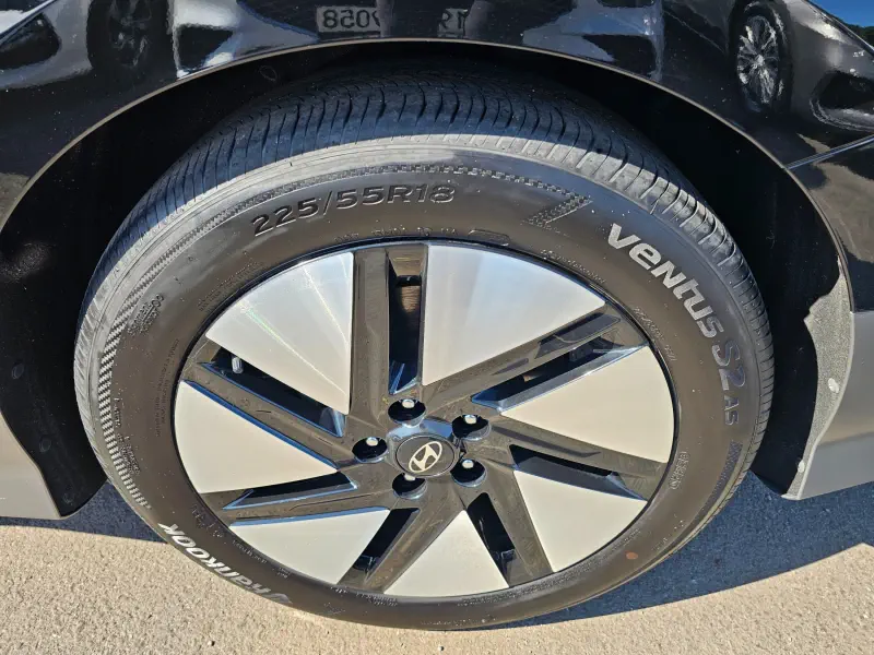 Hyundai Ioniq 6