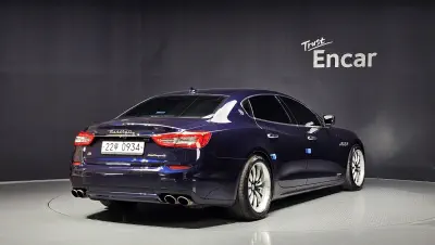 Maserati QUATTROPORTE 2