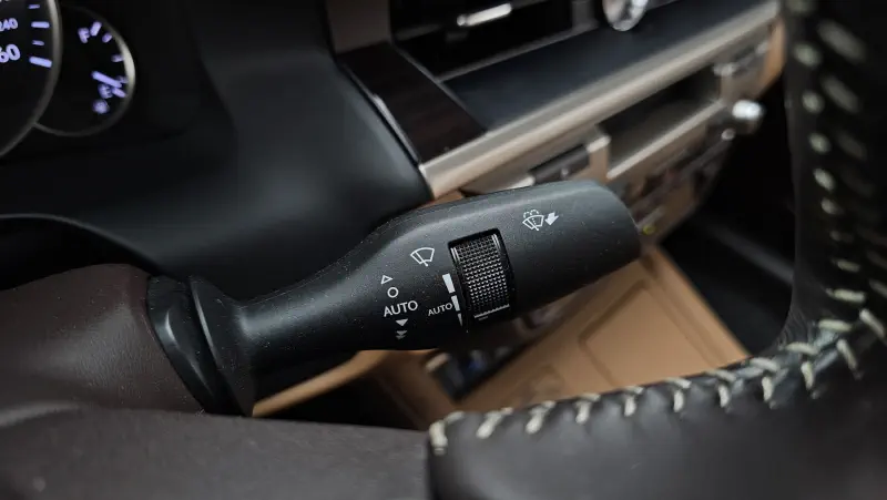 Lexus ES300h