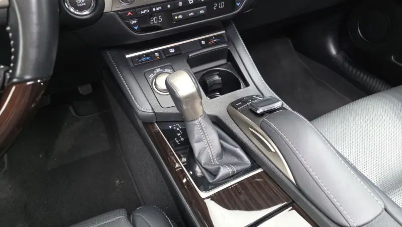 Lexus ES350
