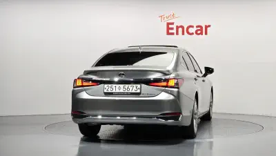 Lexus ES300h