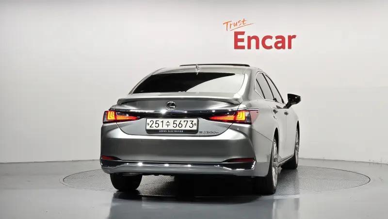 Lexus ES300h