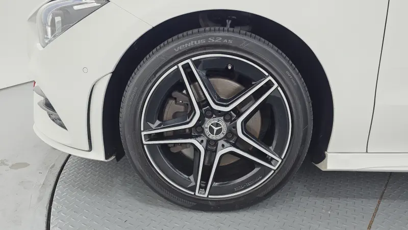 Mercedes-Benz CLA-Class