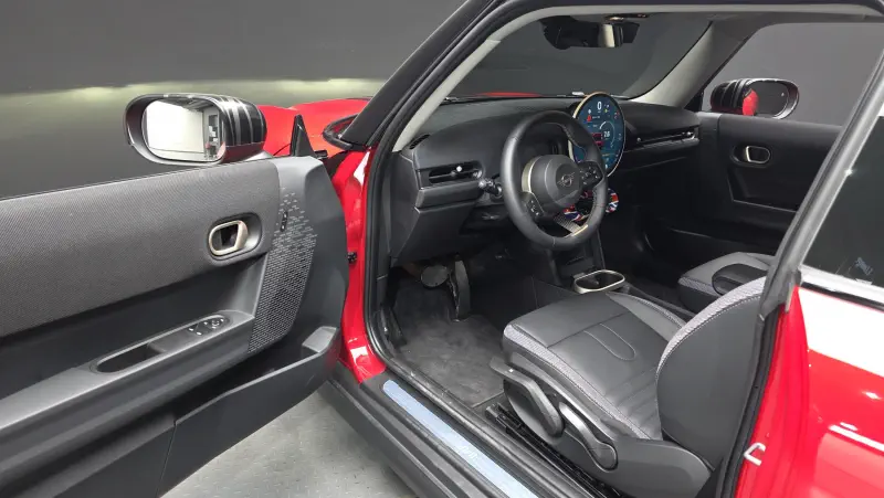 Mini Hatch