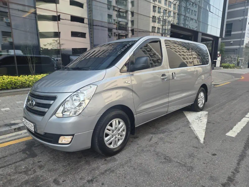 Hyundai Grand Starex