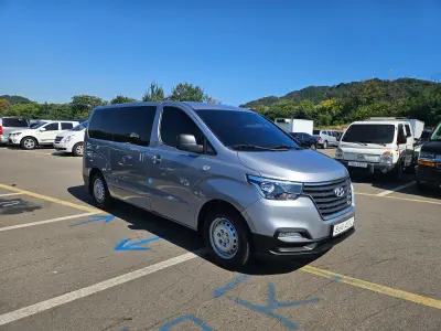 Hyundai Grand Starex