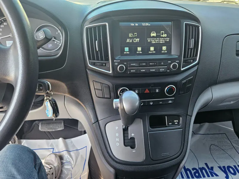 Hyundai Grand Starex
