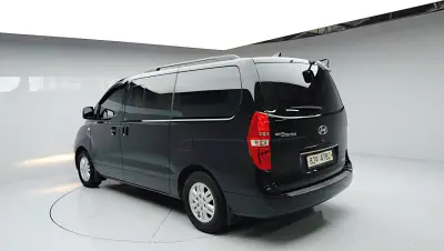 Hyundai Grand Starex