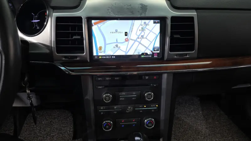 Lincoln Mkz
