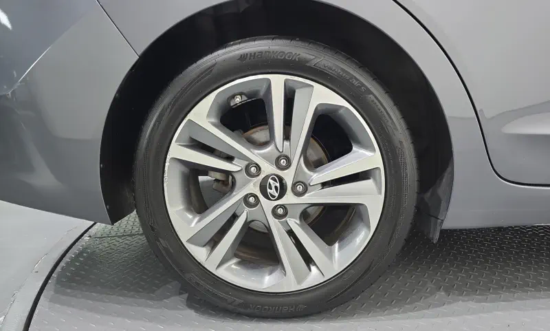 Hyundai Avante