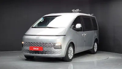 Hyundai Staria