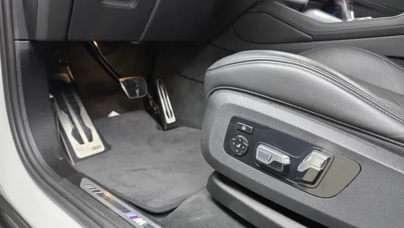 BMW XM