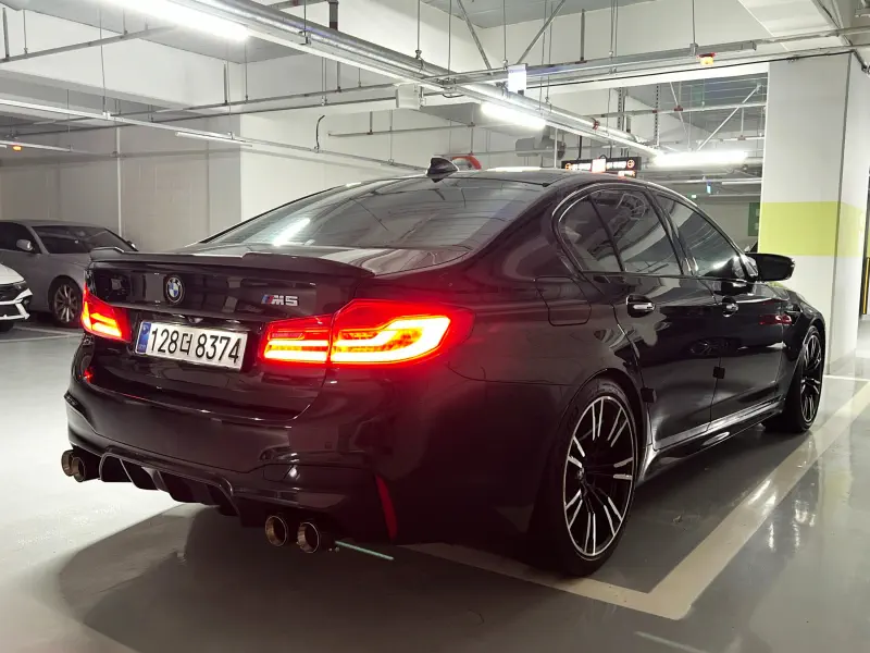 BMW M5