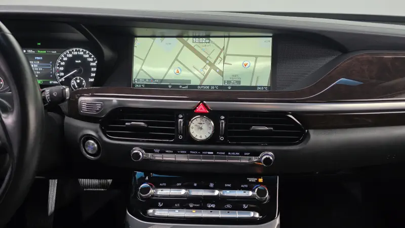 Genesis EQ900