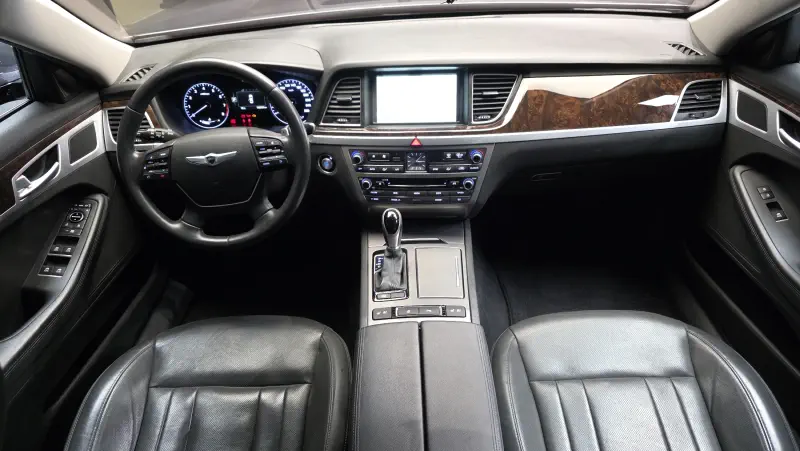 Hyundai Genesis