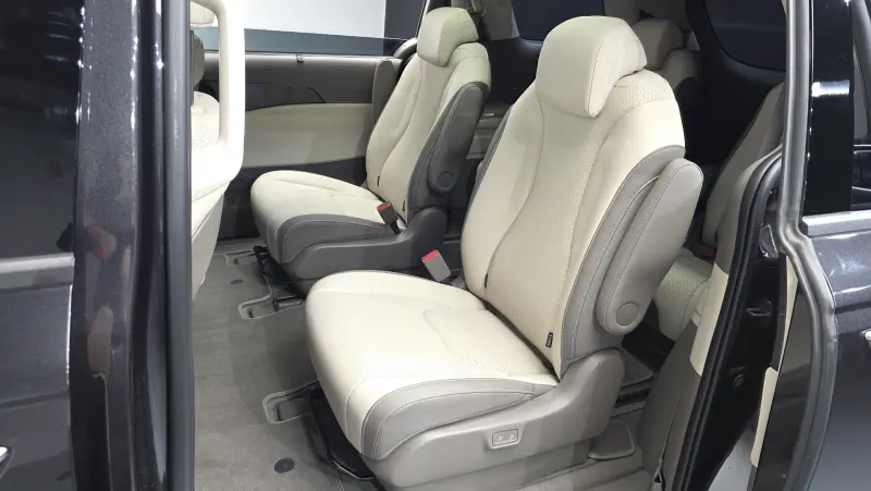 Купить Kia Carnival Gyeonggi из Кореи