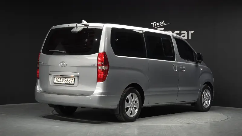 Hyundai Grand Starex