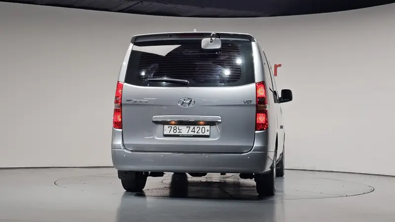 Hyundai Grand Starex