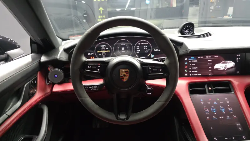 Porsche Taycan