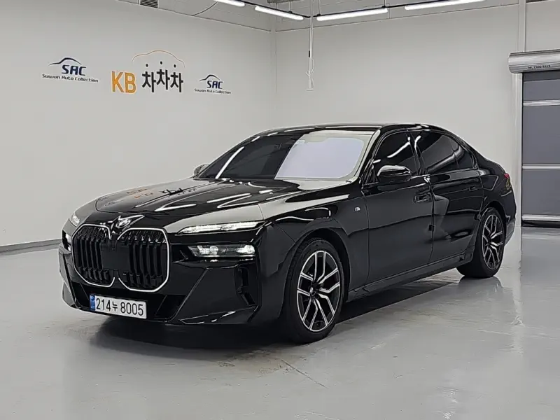 BMW 7-Series