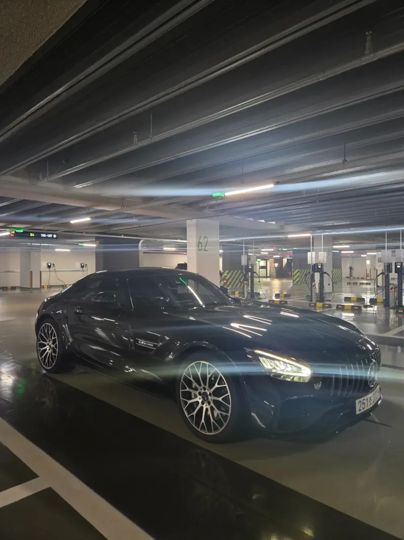 Mercedes-Benz AMG GT