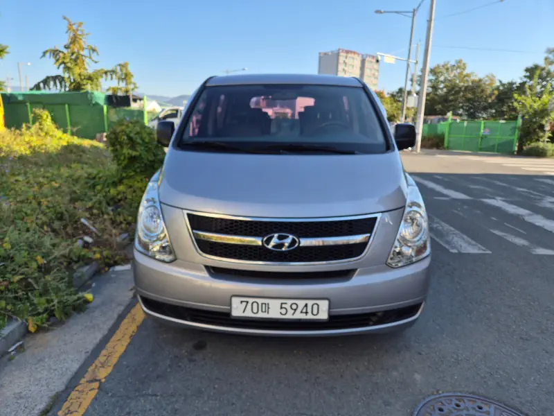 Hyundai Grand Starex