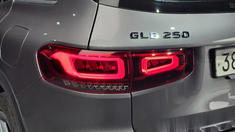 Mercedes-Benz GLB-Class