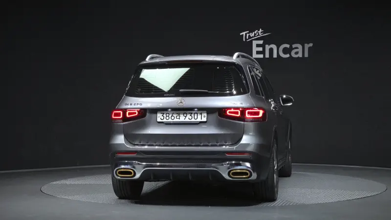 Mercedes-Benz GLB-Class