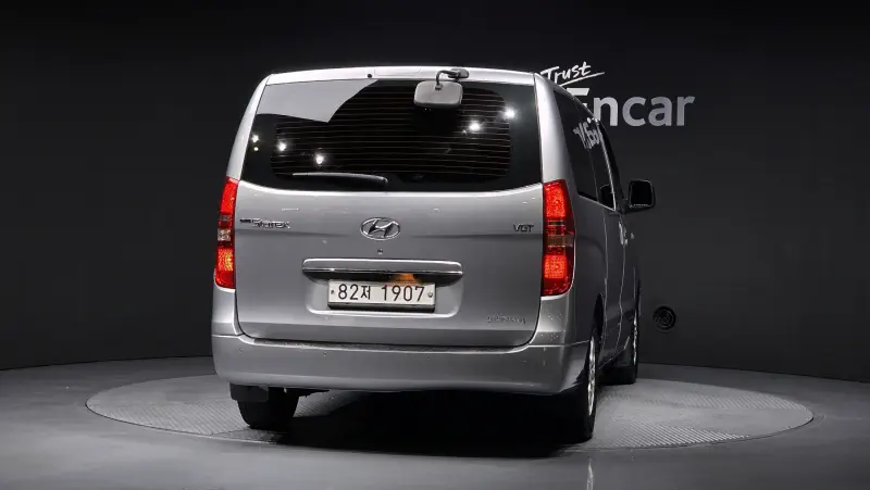 Hyundai Grand Starex