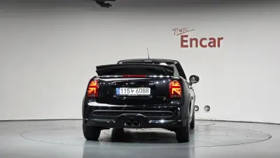 MINI Cabrio