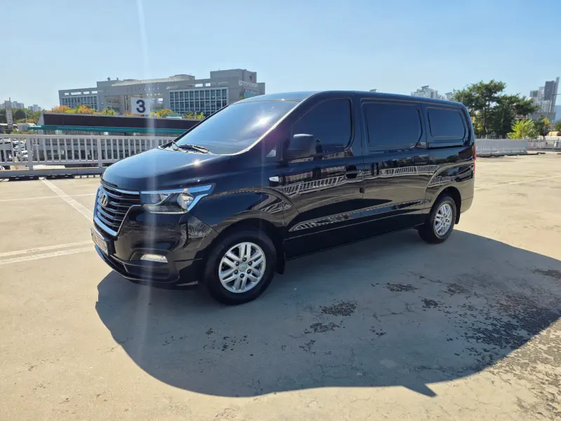 Hyundai Grand Starex