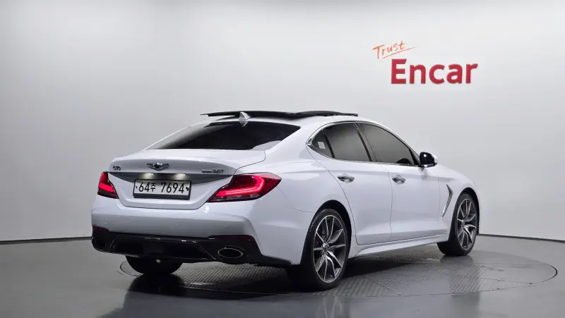 Genesis G70