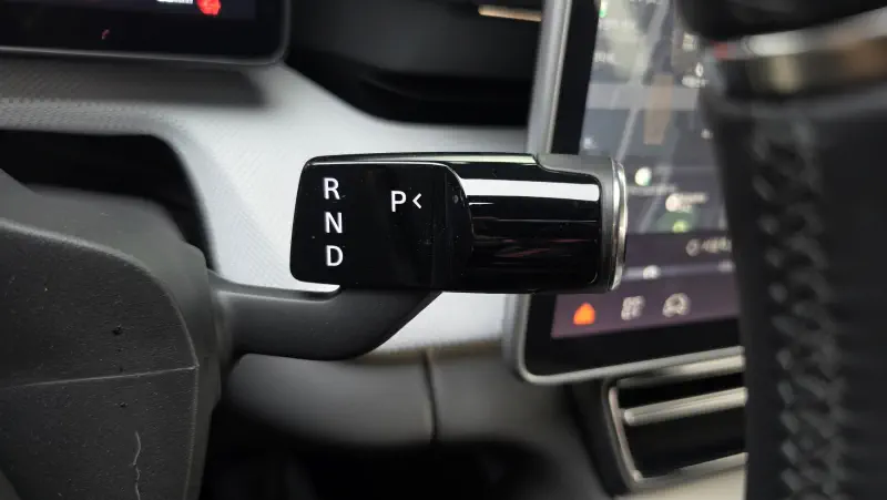 Polestar 4