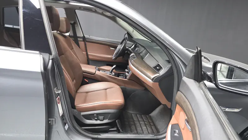 BMW 5-Series Gran Turismo
