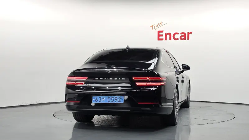 Genesis Electrified G80