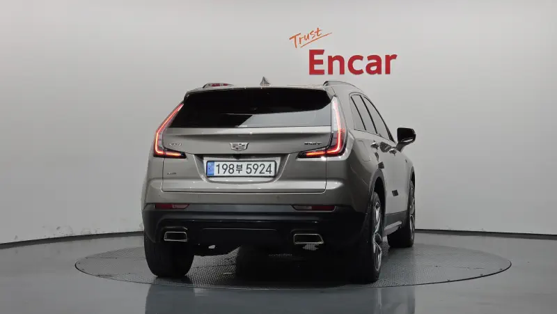 Cadillac XT4