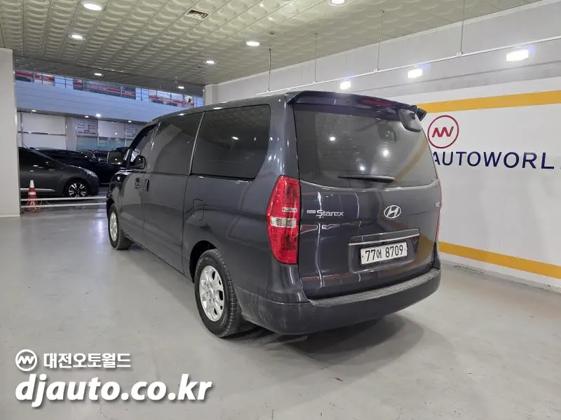 Hyundai Grand Starex