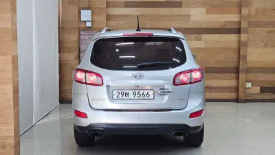 Hyundai Santa Fe 4