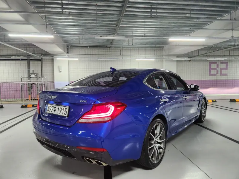 Genesis G70