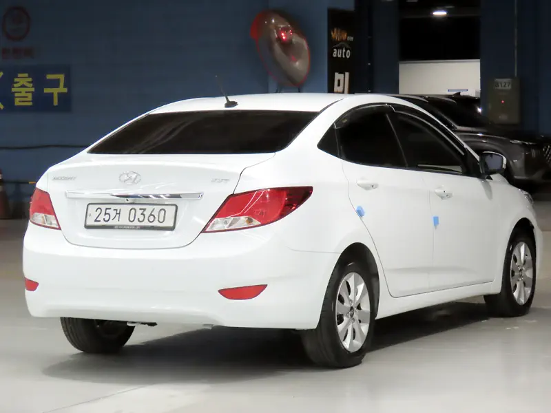 Hyundai Accent