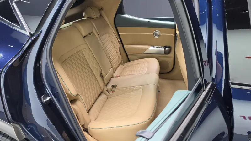 Genesis GV60