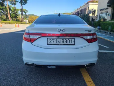 Hyundai Grandeur