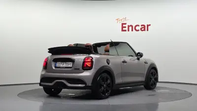 MINI Cabrio