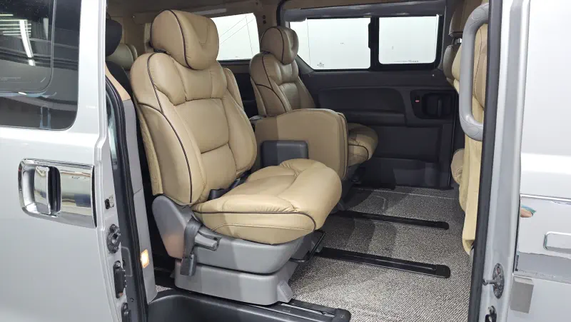 Hyundai Grand Starex