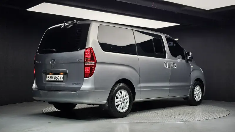Hyundai Grand Starex