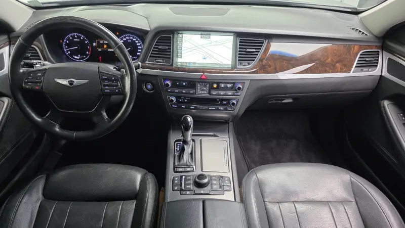 Hyundai Genesis
