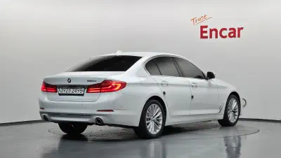 BMW 5-Series 2