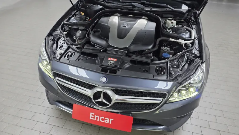 Mercedes-Benz CLS-Class