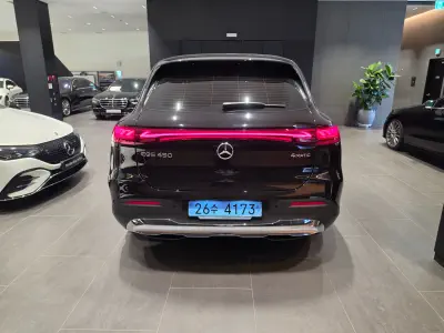 Mercedes-Benz EQS SUV