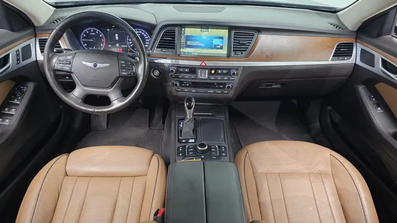 Hyundai Genesis